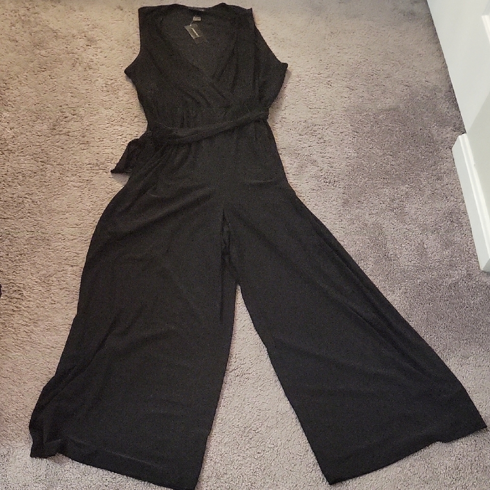 Black Sleeveless Jumpsuit